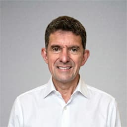 Dr. Carlos Barrios